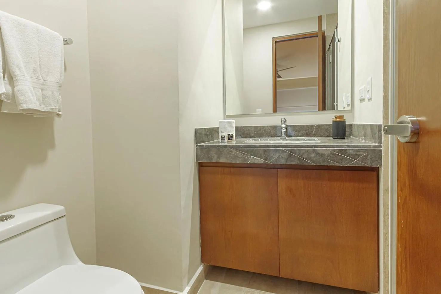 2Br Penthouse With Private Jacuzzi At Aldea Zama Apartment Tulum 0*,  Mexico