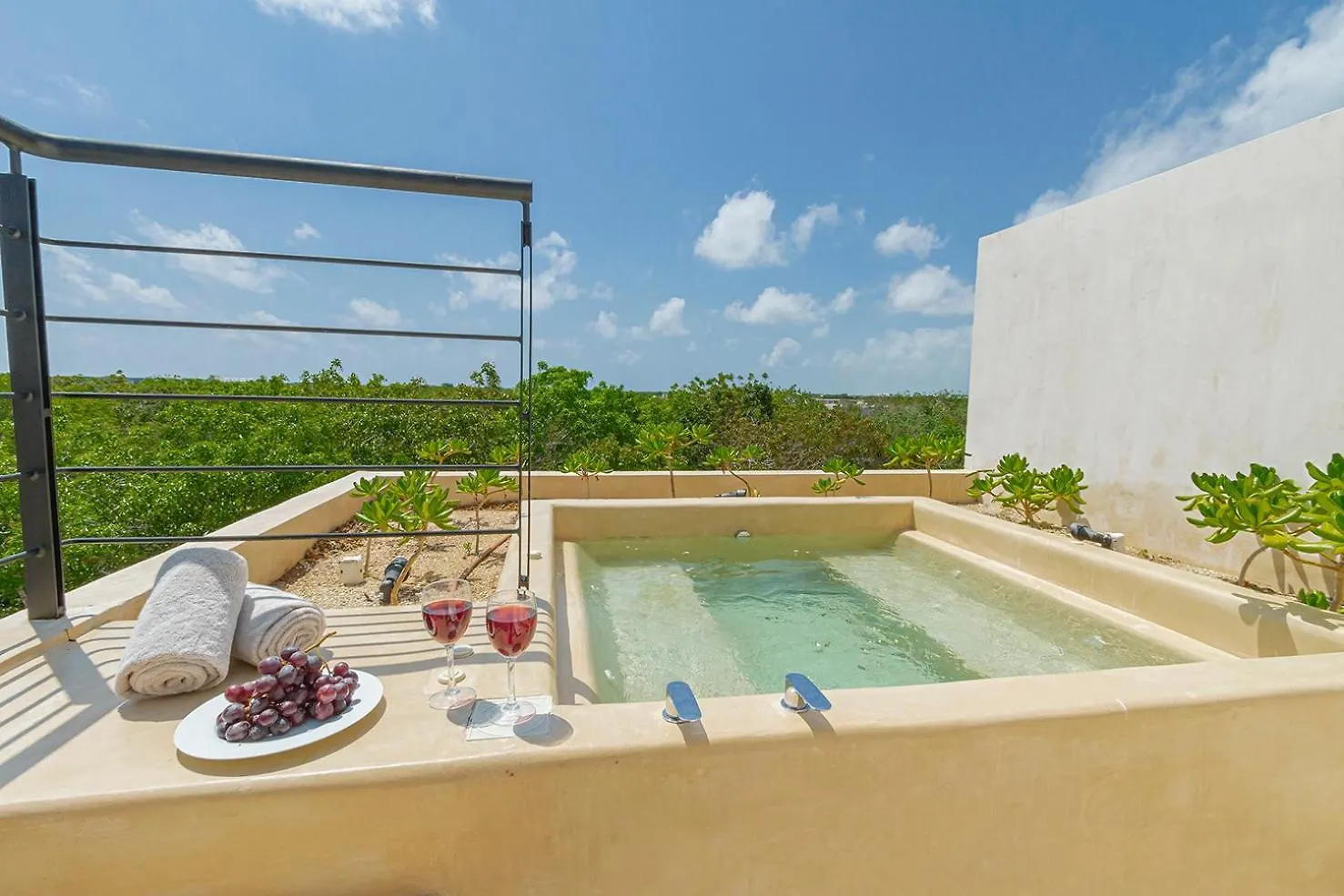 2Br Penthouse With Private Jacuzzi At Aldea Zama Apartment Tulum